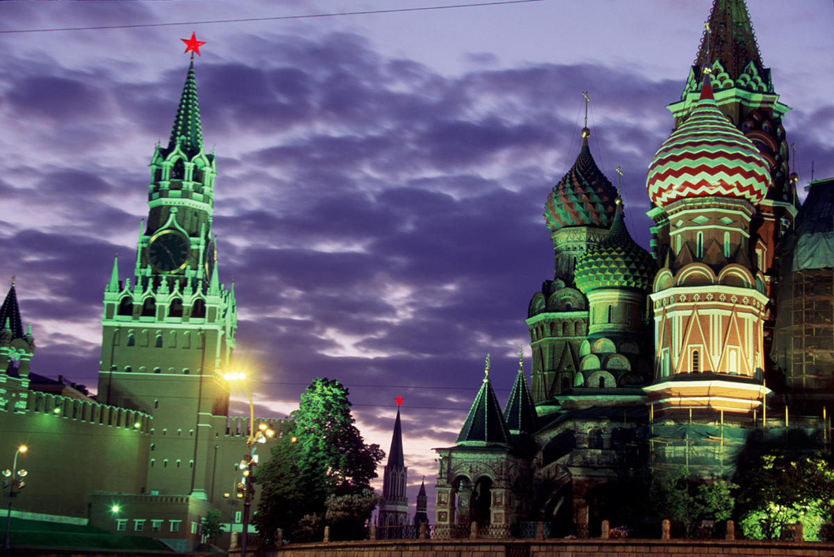 El Kremlin se pinta de verde
