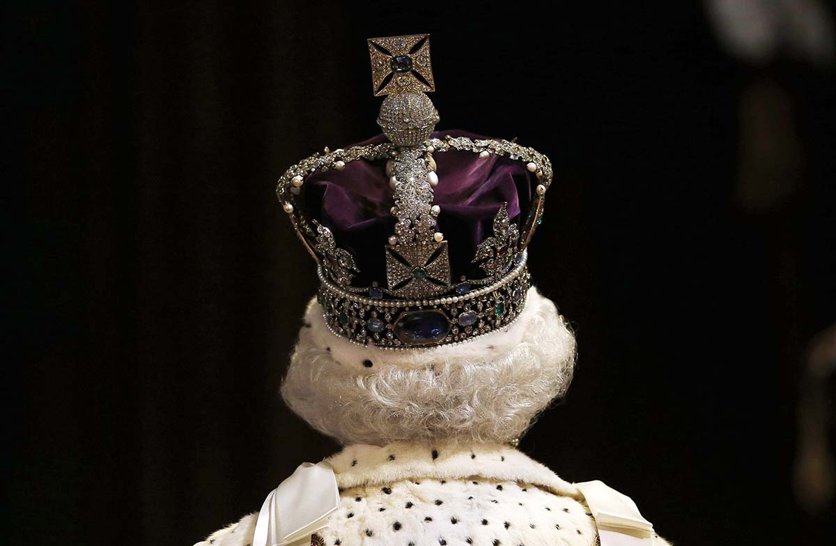 Lecciones de Isabel II para una monarquía del siglo XXI