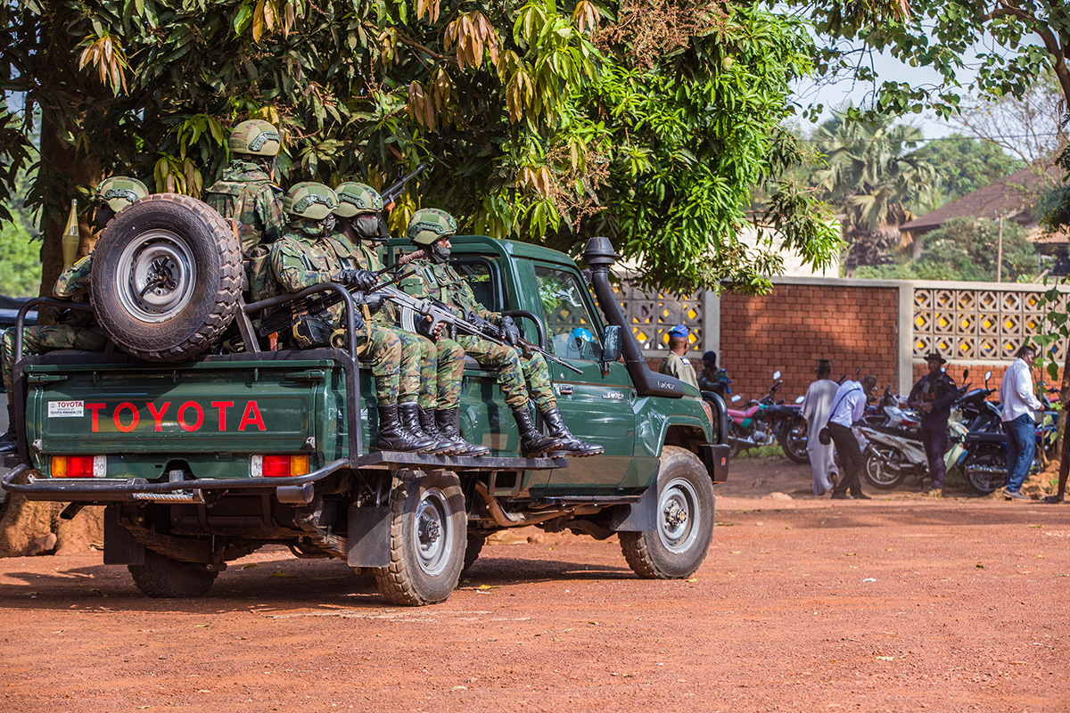 Las Fuerzas Ruandesas de Defensa: diplomacia militar autóctona africana