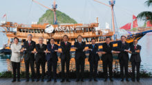 ASEAN en el horizonte The 42nd ASEAN Summit in Indonesia