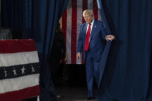 ¿Nos conviene más Trump? Donald Trump Campaigns For President In Arizona's Prescott Valley