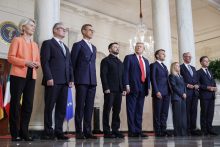 Promesas y dudas para blindar Ucrania Volodymyr Zelensky at the White House