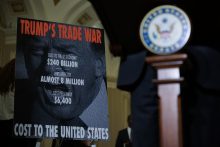Después de la guerra comercial Senate Lawmakers Speak To The Press Following Their Weekly Policy Luncheons