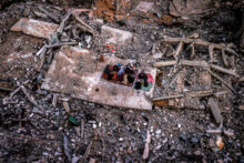 Gaza y la Corte Internacional de Justicia Palestinian family breaks fast on ruins of destroyed home in Gaza City