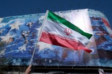 El largo camino hacia la guerra con Irán U.S. And Israel Wage War Against Iran