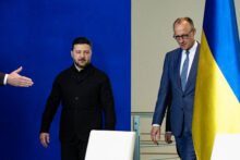 Abrazo condicional de Berlín a Kiev German-Ukrainian Government Consultations Held in Berlin, Germany