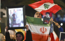 Irán y su 'eje de la resistencia' contra las cuerdas Lebanon: Hezbollah Supporters Protest Against U.S. and Israel in Beirut