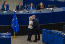 Canadá, ¿miembro asociado? Mark Carney and Ursula von der Leyen at the European Parliament in Strasbourg