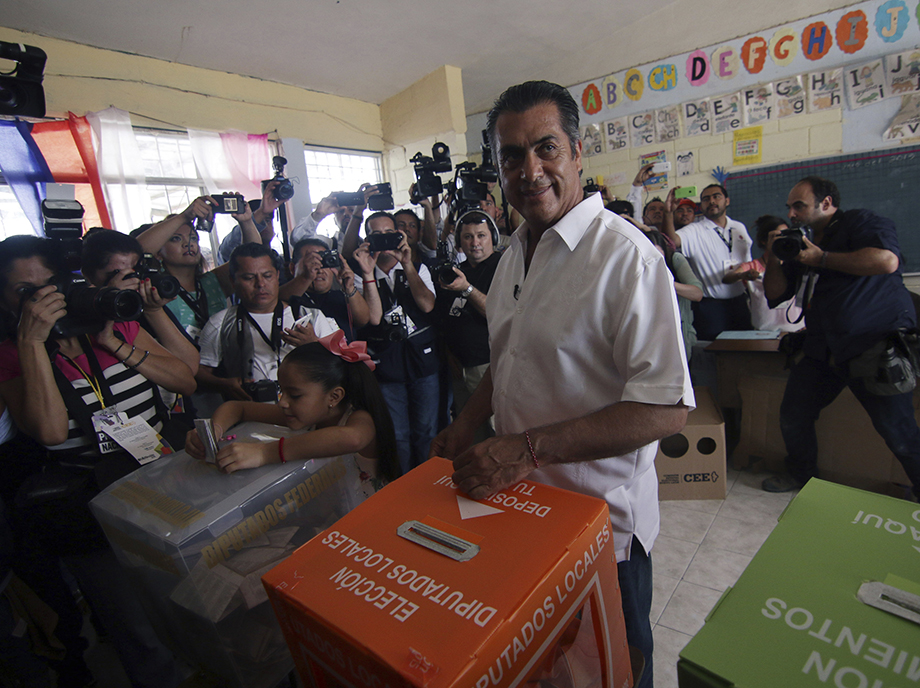 La irrupción de morena y los candidatos independientes marcan las elecciones legislativas de México. Pero el principal protagonista fueron los ausentes.