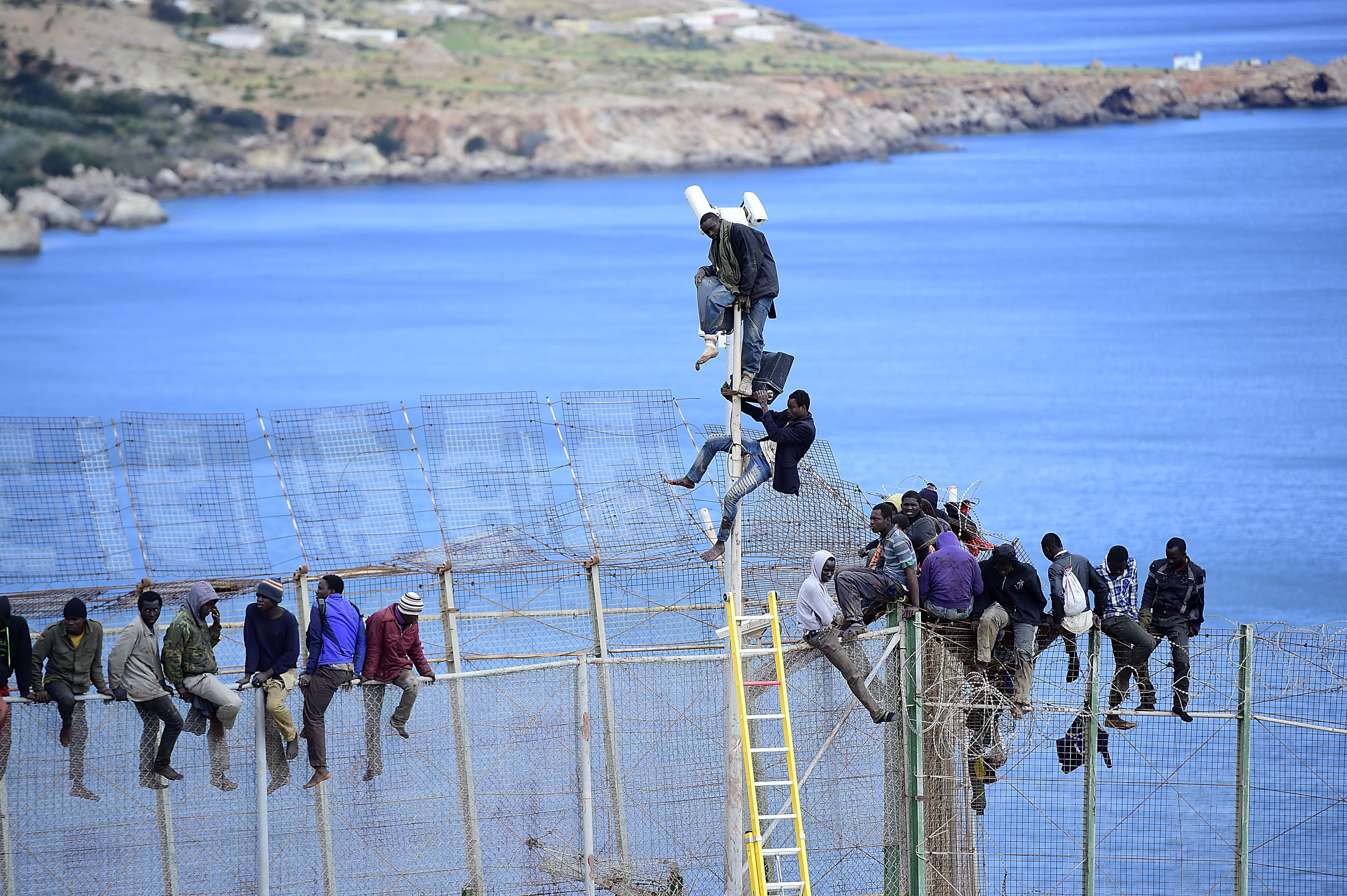 Donde esta ceuta y melilla