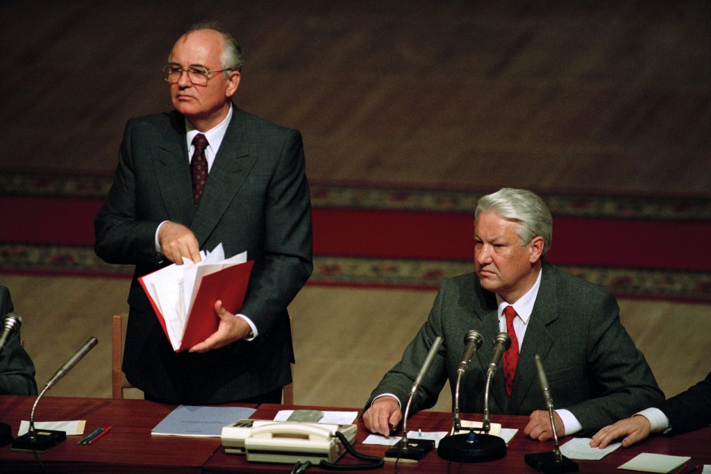 Mikhail Gorbachev and Boris Yeltsin at Parliament